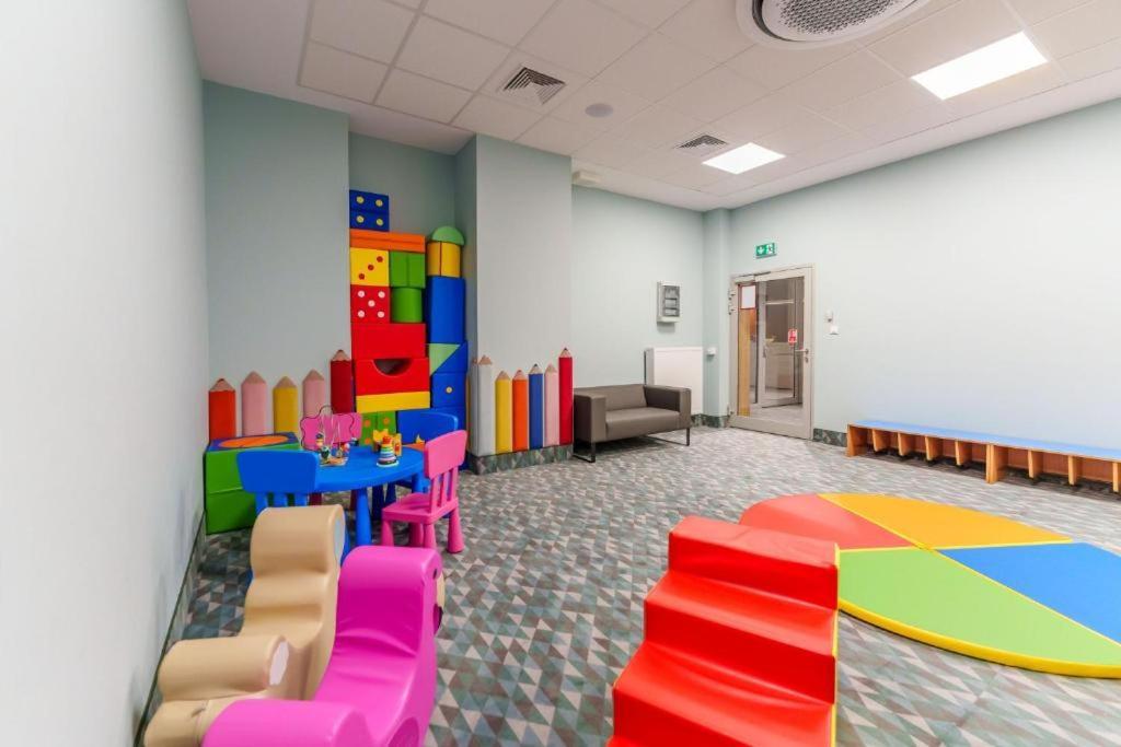 Akces Apartamenty Kasprowicza 20C- Basen, Sauny, Jacuzzi, Silownia W Cenie - Schwimmbad, Saunen, Jacuzzi, Fitnessstudio Im Preis Kołobrzeg Kültér fotó