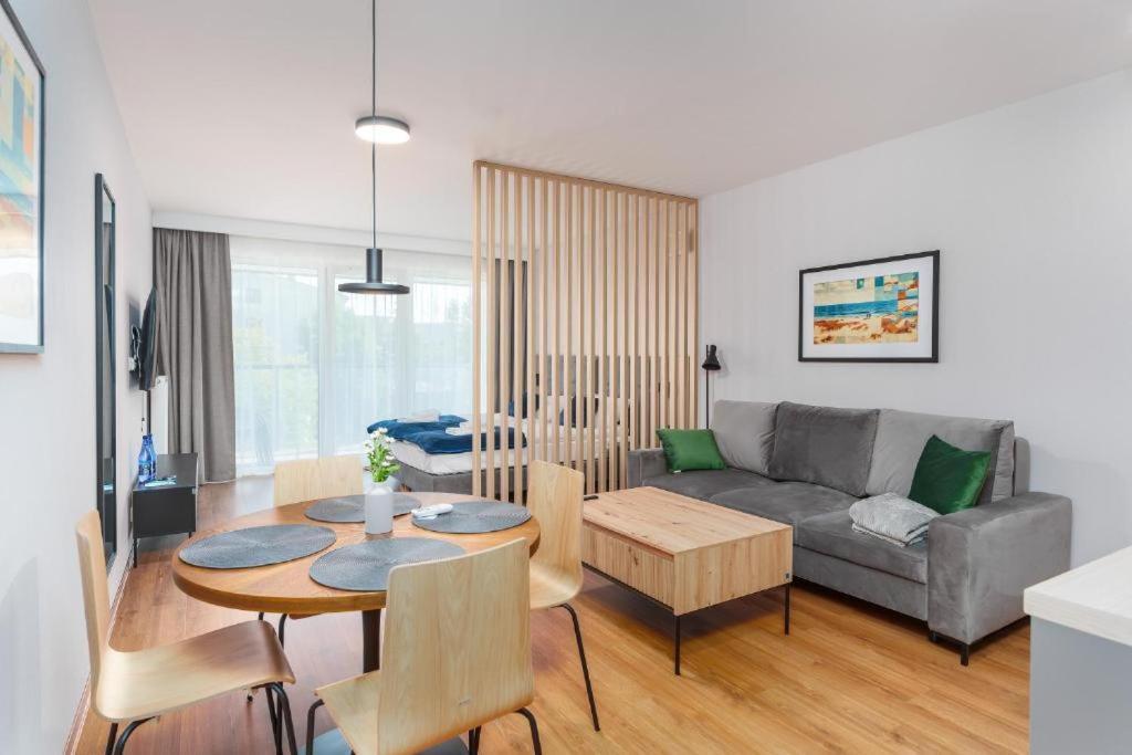 Akces Apartamenty Kasprowicza 20C- Basen, Sauny, Jacuzzi, Silownia W Cenie - Schwimmbad, Saunen, Jacuzzi, Fitnessstudio Im Preis Kołobrzeg Kültér fotó